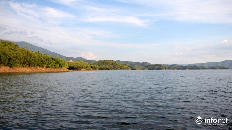 Khám phá ''Vịnh Hạ Long