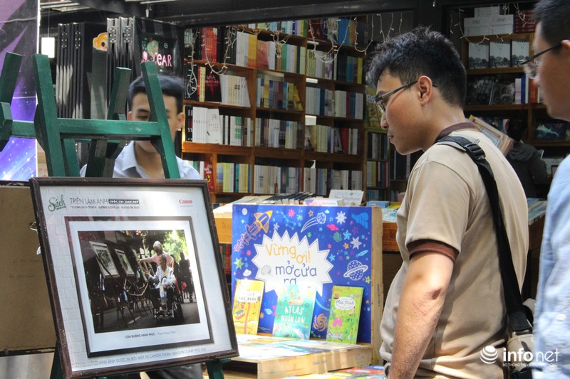 Khai mạc ngày sách Việt Nam, giải đáp thắc mắc về bức hình photoshop đoạt giải - ảnh 2