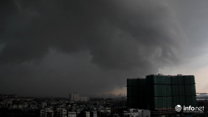 TP.HCM mưa to gió lớn vào ngày cuối tuần - ảnh 2
