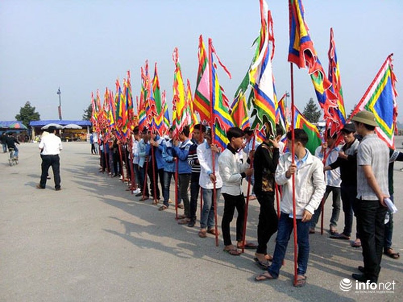 Nô nức trẩy hội Đền Mẫu Âu Cơ - ảnh 3