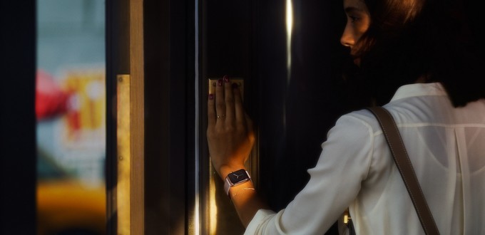 Apple Watch, iPhone 6s, 6s Plus