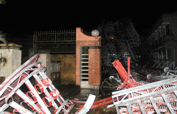 bão số 10; cột phát sóng; Đồng Hới