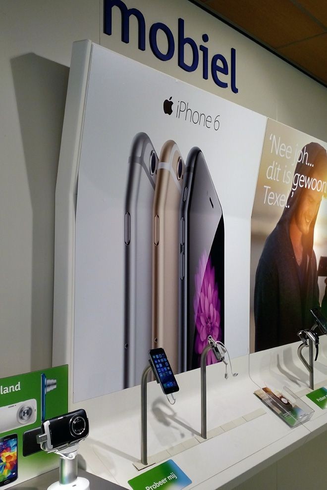 biển quảng cáo, iPhone 6 bị bẻ cong, iPhone cong