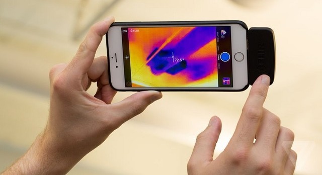 smartphone, nhìn xuyên bóng tối, Flir One, iPhone, bức xạ nhiệt