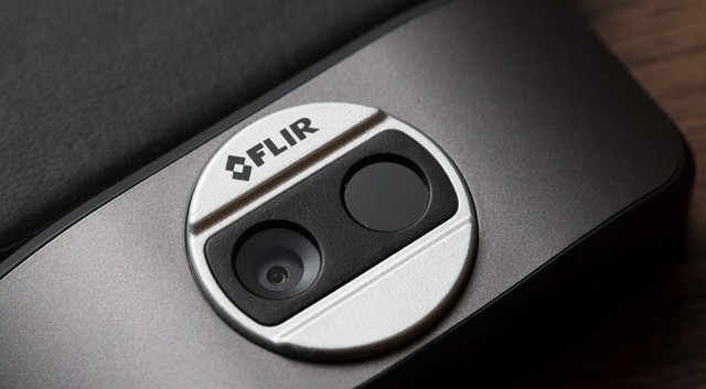 smartphone, nhìn xuyên bóng tối, Flir One, iPhone, bức xạ nhiệt