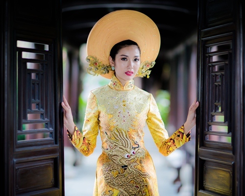 Ngắm áo dài