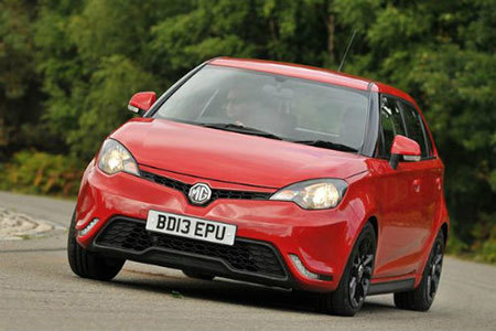 10 ôtô 300 triệu 'ăn” xăng ít nhất cho năm 2016 - ảnh 10