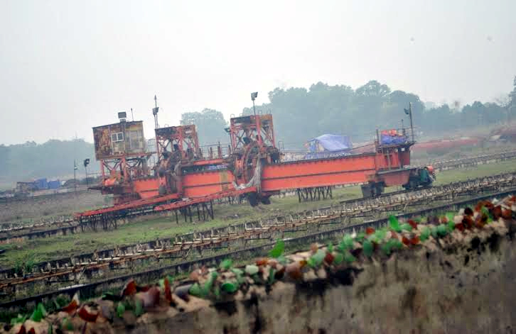 Nhà máy thép 8.000 tỷ: Đại dự án 10 năm hoang tàn - ảnh 2