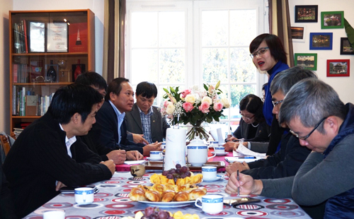 Báo đài Việt Nam thường trú ở Pháp không thua truyền thông quốc tế - ảnh 1