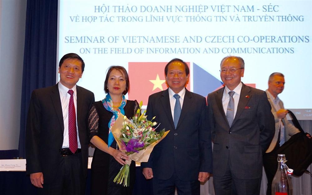 Cộng đồng người Việt là tài sản vô giá trong quan hệ Việt - Séc - ảnh 7