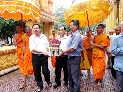 Thuở cơ hàn lận đận nuôi gà, heo của đại gia Trầm Bê - ảnh 4