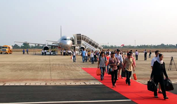 Mua máy bay tỷ đô tranh giành khách với xe đò, tàu hỏa - ảnh 1