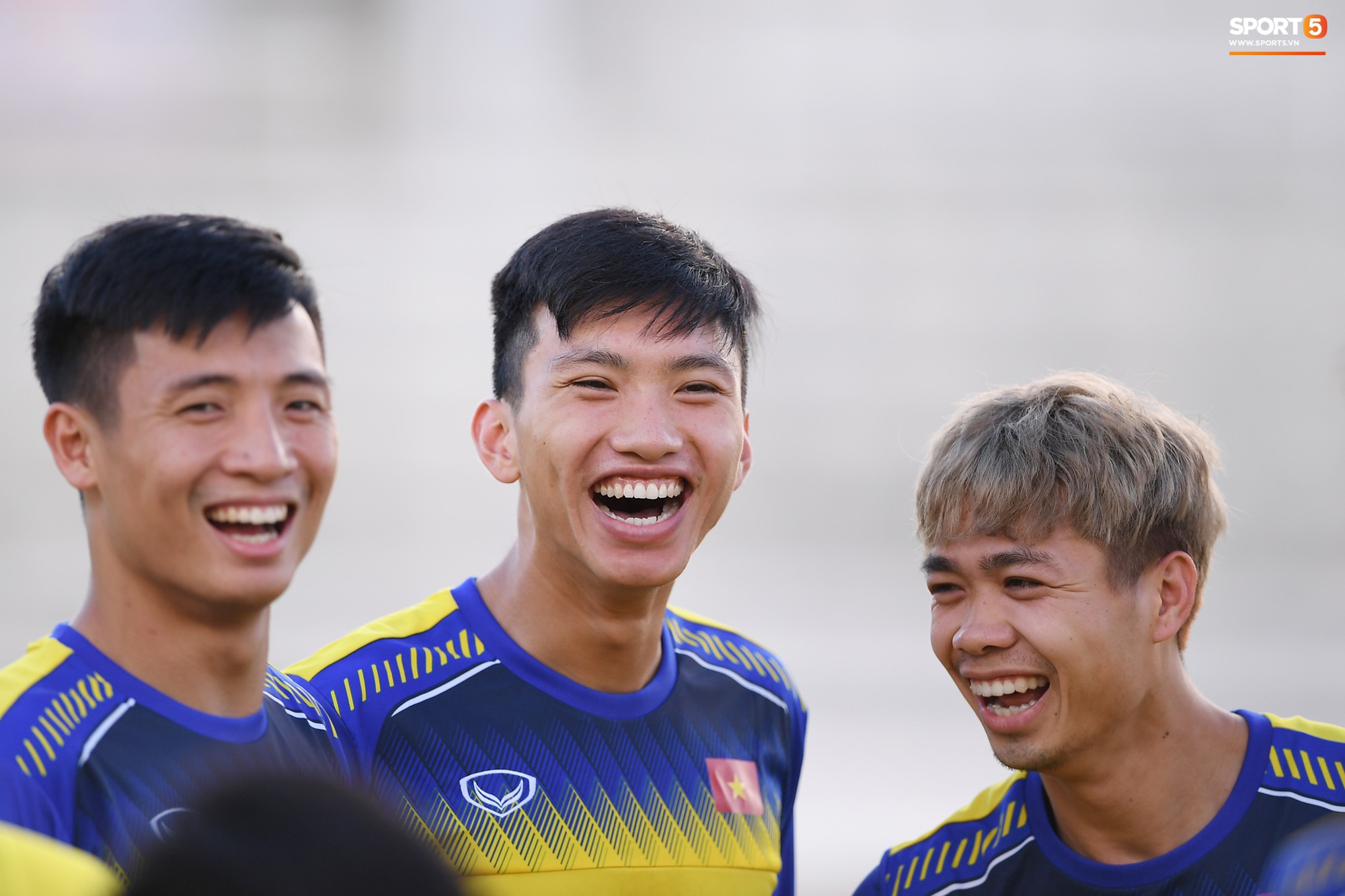 Khiến bạn nhỏ bật khóc, thủ môn Bùi Tiến Dũng viết tâm thư xin lỗi ngọt ngào trên Instagram - Ảnh 3.