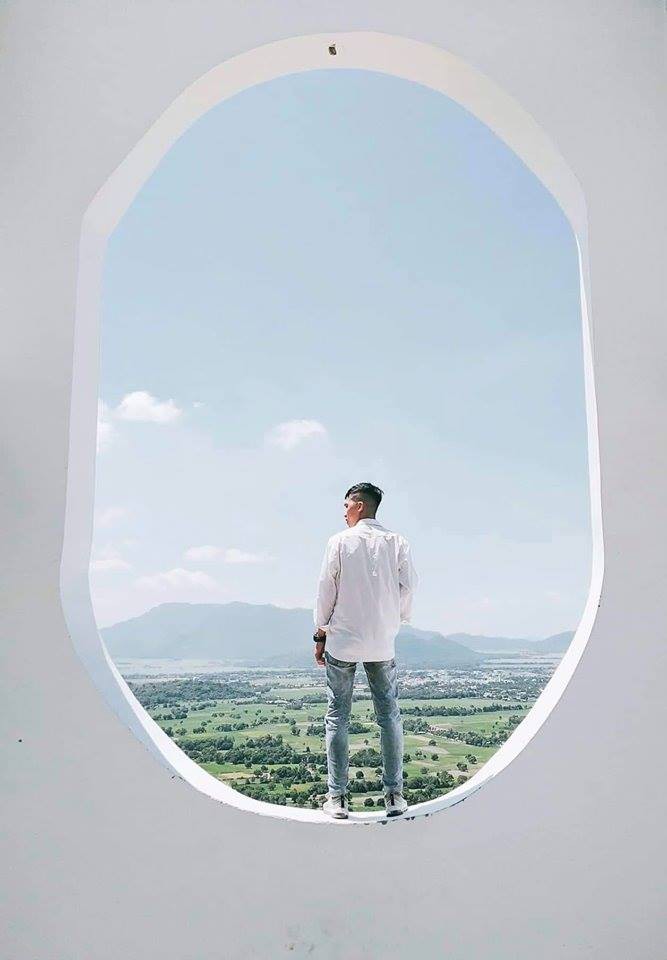 Há hốc mồm với xuất xứ của background sống ảo hình cửa sổ máy bay siêu to khổng lồ đang hot ở An Giang - Ảnh 8.