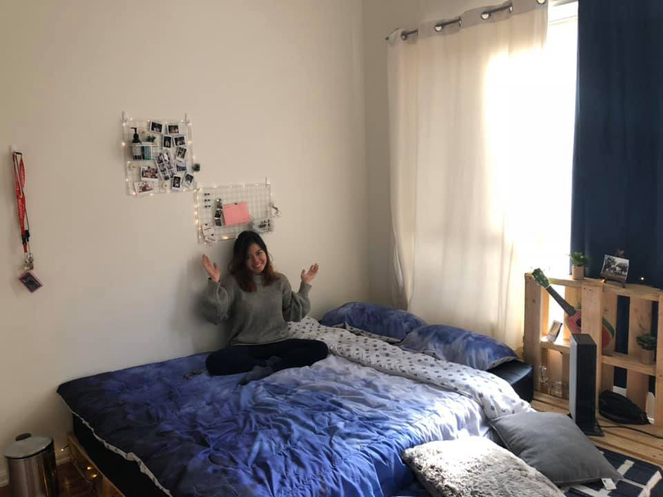 Thuê phải căn phòng nhìn chán òm, cô gái xắn tay áo dùng 2,5 triệu decor xinh còn hơn cả studio - Ảnh 4.