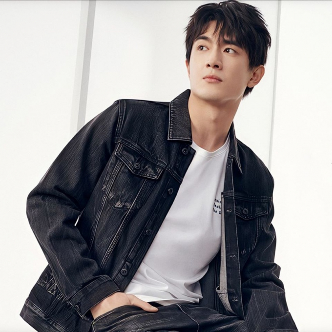 Từng có sao nam dám đăng đàn chửi khán giả vì phim bị đánh giá thấp, giơ cả ngón thối để rồi nhận cái kết thảm hại - Ảnh 1.