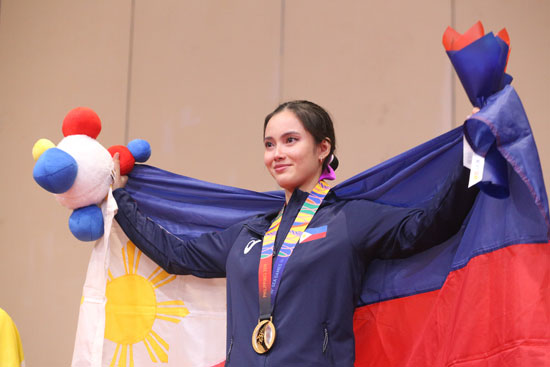 Nhan sắc gây xao xuyến của “Nữ thần Philippines” SEA Games năm nay: Con gái đánh võ thì ra vẫn có thể dịu dàng cuốn hút đến thế - Ảnh 5.