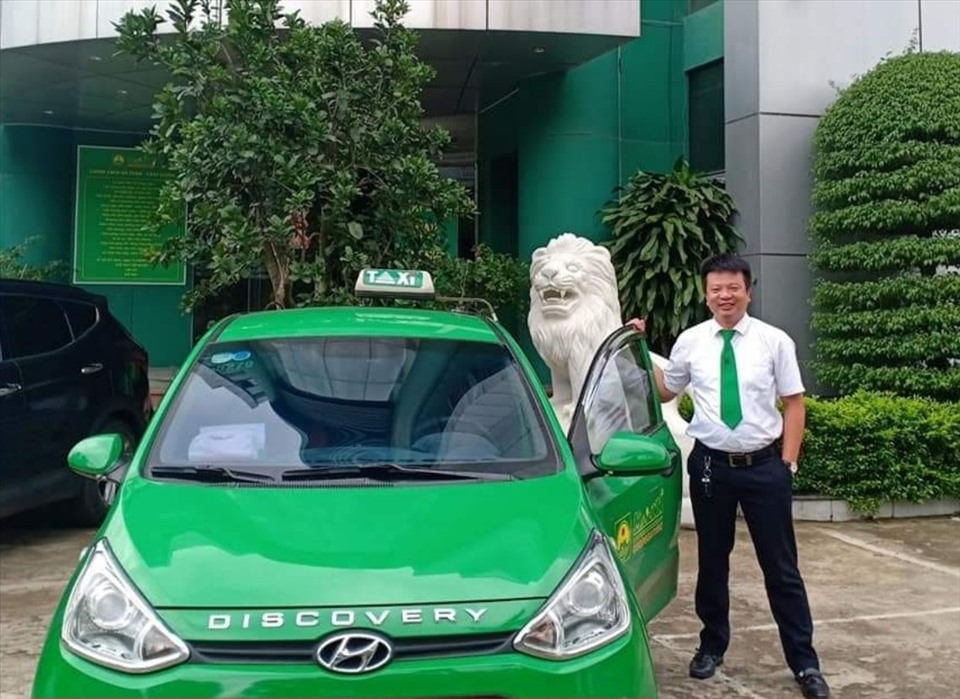 Anh Lê Huy Sinh, người có hành động nghĩa nghiệp hiệp cứu cô gái trẻ nhảy sông tự tử. Ảnh: Nhân vật cung cấp