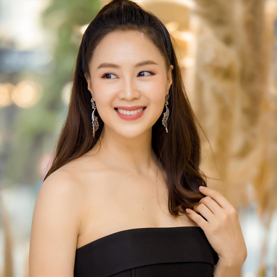 Hồng Diễm hiện là một trong những gương mặt nữ nổi bật của phim truyền hình giờ vàng. Ảnh: FBNV