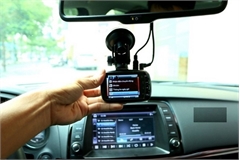 Xe taxi có bắt buộc phải lắp camera hành trình không?