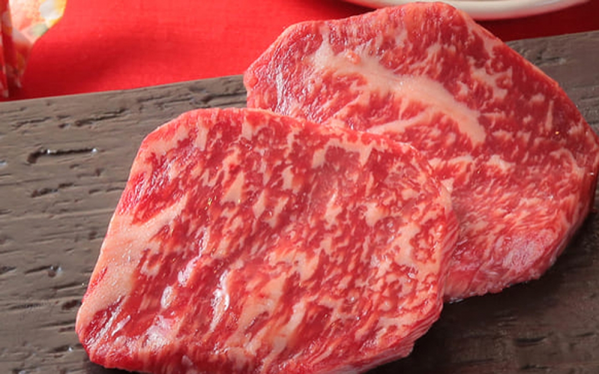 Thịt bò Ozaki có giá gần 1.600 USD/kg (tương đương gần 37 triệu đồng).