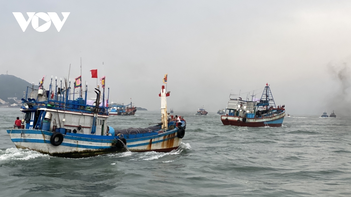 Each year the festival takes place between the 16th and the 18th day of the eighth lunar month. The event happens because Vietnamese fishermen believe that whales rescue people that are in danger at sea and are a symbol of good fortune to bring them a prosperous fishing season.