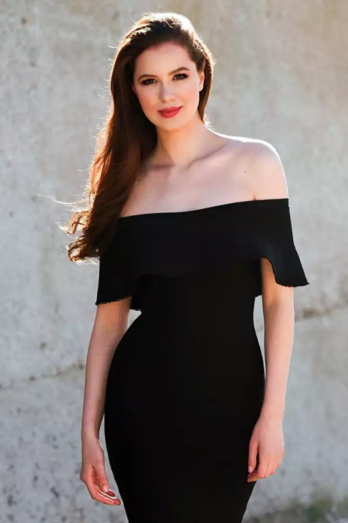 21-year-old Canadian representative Svetlana Mamaeva finished as third-runner up during Miss Universe Canada 2020.