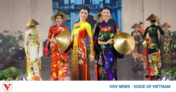 Designer Hoai Nam debuts collection featuring heritage sites at Ao Dai Festival