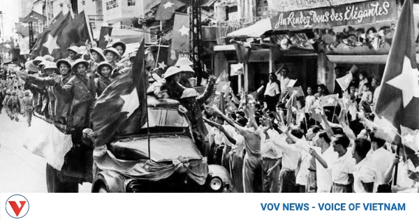 Photos show memories of Hanoi Liberation Day in 1954