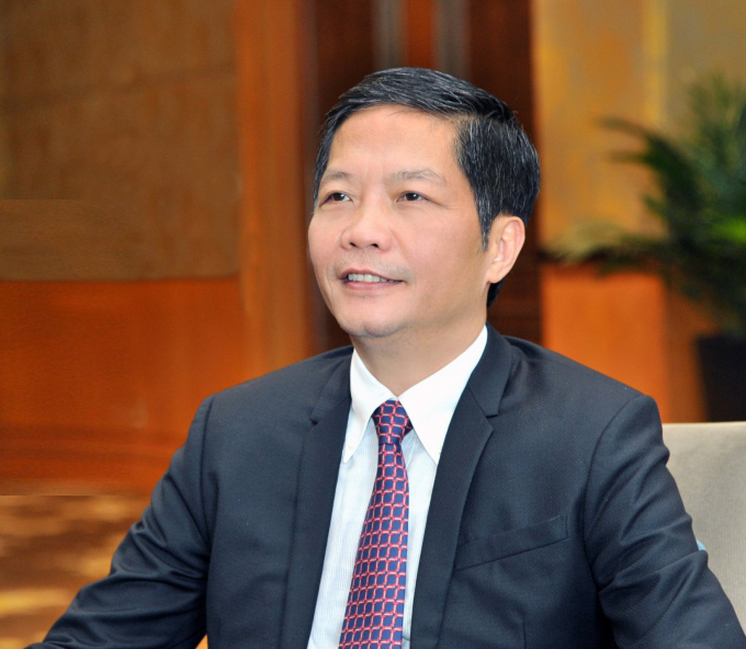Ủy viên Bộ Chính trị, Trưởng ban Kinh tế Trung ương Trần Tuấn Anh hiện vẫn kiêm nhiệm chức vụ Bộ trưởng Bộ Công Thương.