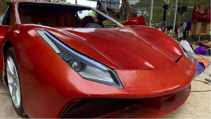 Những công đoạn cuối cùng hoàn thiện xe.