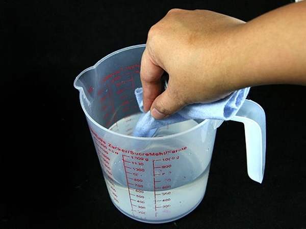 cach loai bo vet xuoc tren man hinh tivi 1 Giadinhvietnam