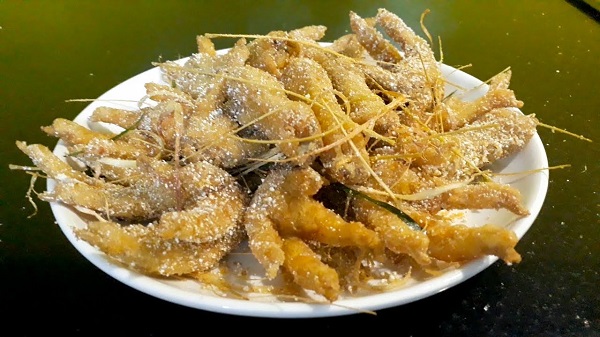 cach lam mon chan ga rang muoi 1 Giadinhvietnam