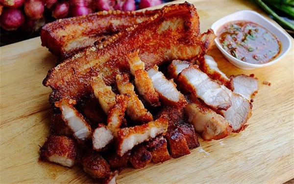 thit heo chien gion 3