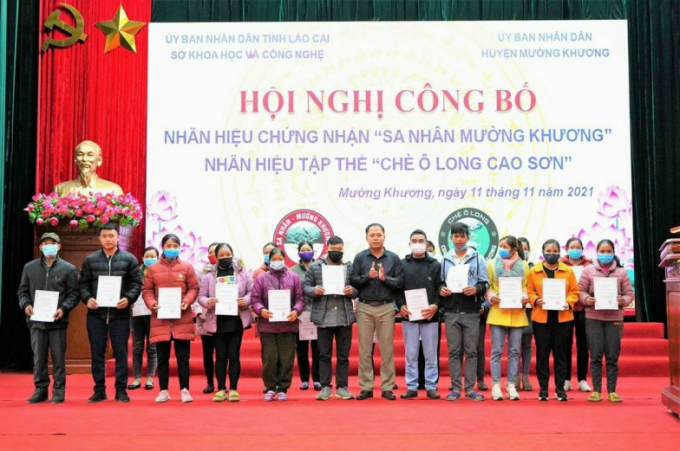 Với các nhãn hiệu được bảo hộ, người nông dân Mường Khương yên tâm sản xuất. Ảnh: T.L