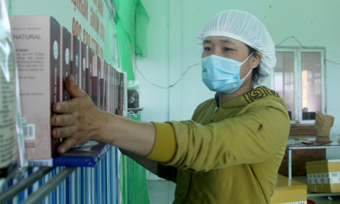 Các sản phẩm chocolate của HTX Nông nghiệp Krông Nô chuẩn bị đưa ra thị trường. Ảnh: Quang Yên.