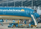 Vietnam parliament OKs to bail out carrier Vietnam Airlines