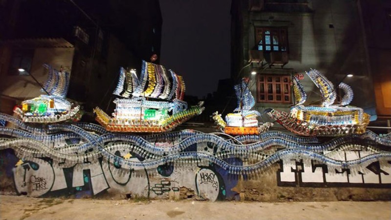 Memories of Hanoi through street paintings