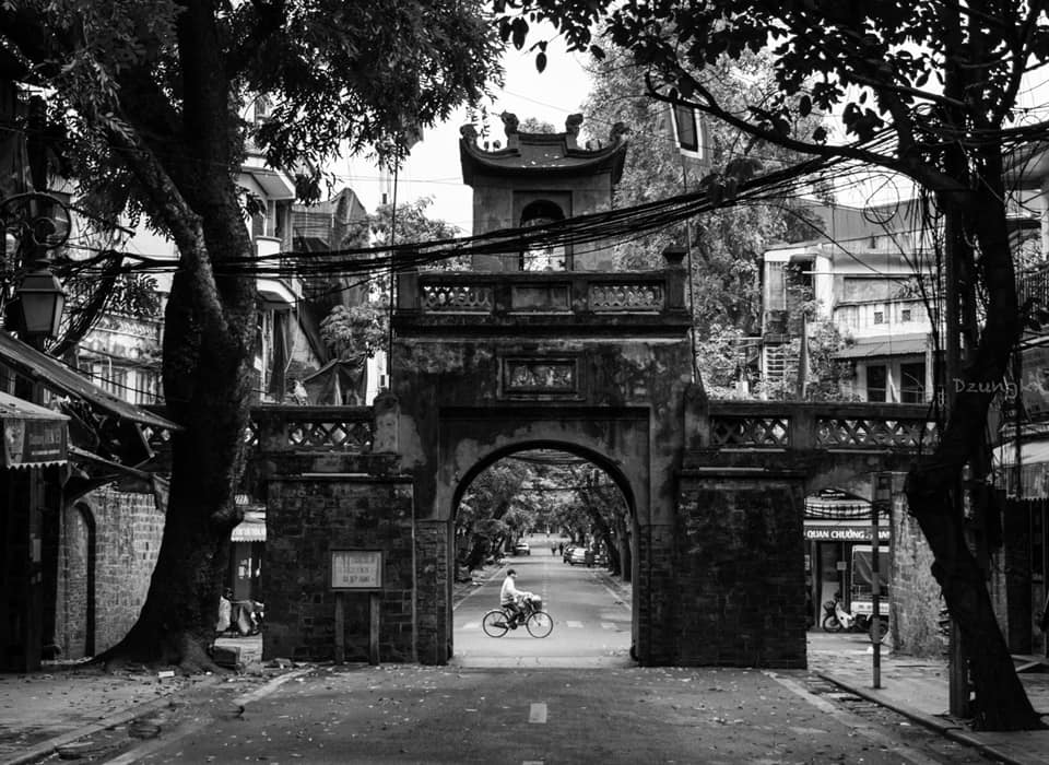 The old man guarding Hanoi's last ancient gate for 20 years