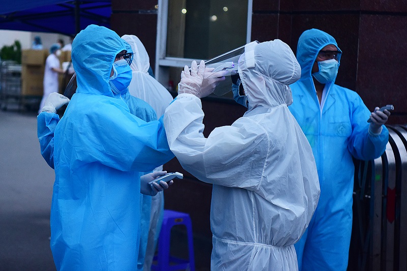 Vietnam prepares for 30,000 Covid-19 infections scenario