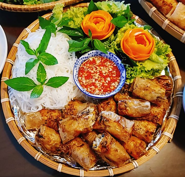 The quintessence of Vietnamese cuisine: Hanoi spring rolls