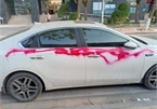 Hàng loạt ô tô bị xịt sơn nhem nhuốc khi đỗ trong khu đô thị ở Hà Nội