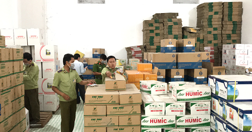Kinh doanh thuốc bảo vệ thực vật giả, hết hạn bị 'tóm sống'