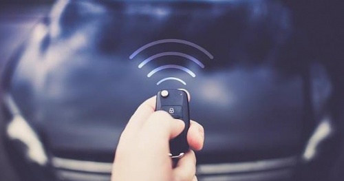 Cảnh báo chiêu hack chìa khóa thông minh ô tô