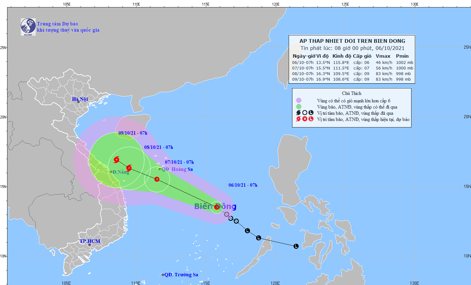 A tropical depression entering the East Sea is likely to strengthen into a storm.