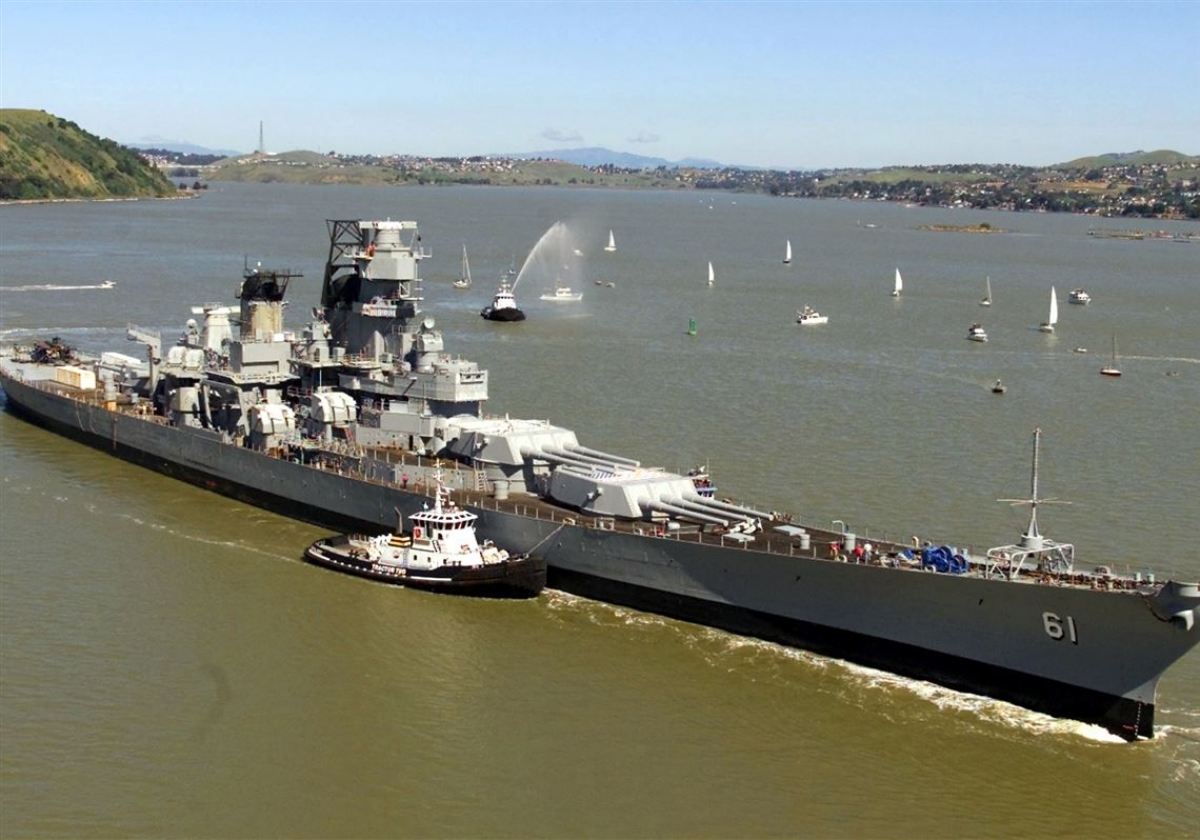 Thiết giáp hạm USS Iowa. Ảnh: Toledo Blade.