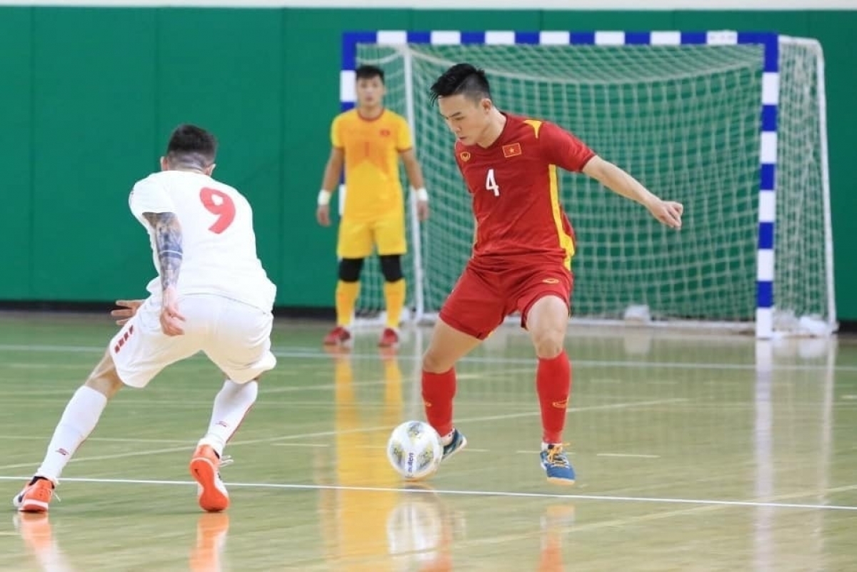 Vietnamese players in their red jersey are said to perform better than their Lebanon rivals 