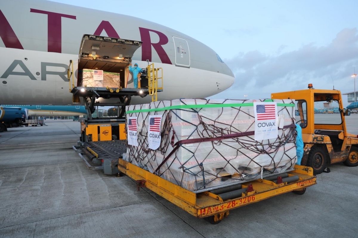 The US has donated two million doses of the Moderna vaccine to Vietnam. It has recently decided to donate another three million doses of the same vaccine to Vietnam. (Photo credit UNICEF).