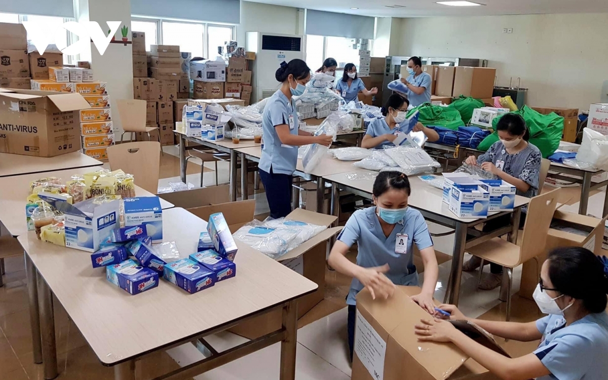 Ho Chi Minh City University of Medicine and Pharmacy staff prepare protective equipment for those directly involve in anti pandemic work.