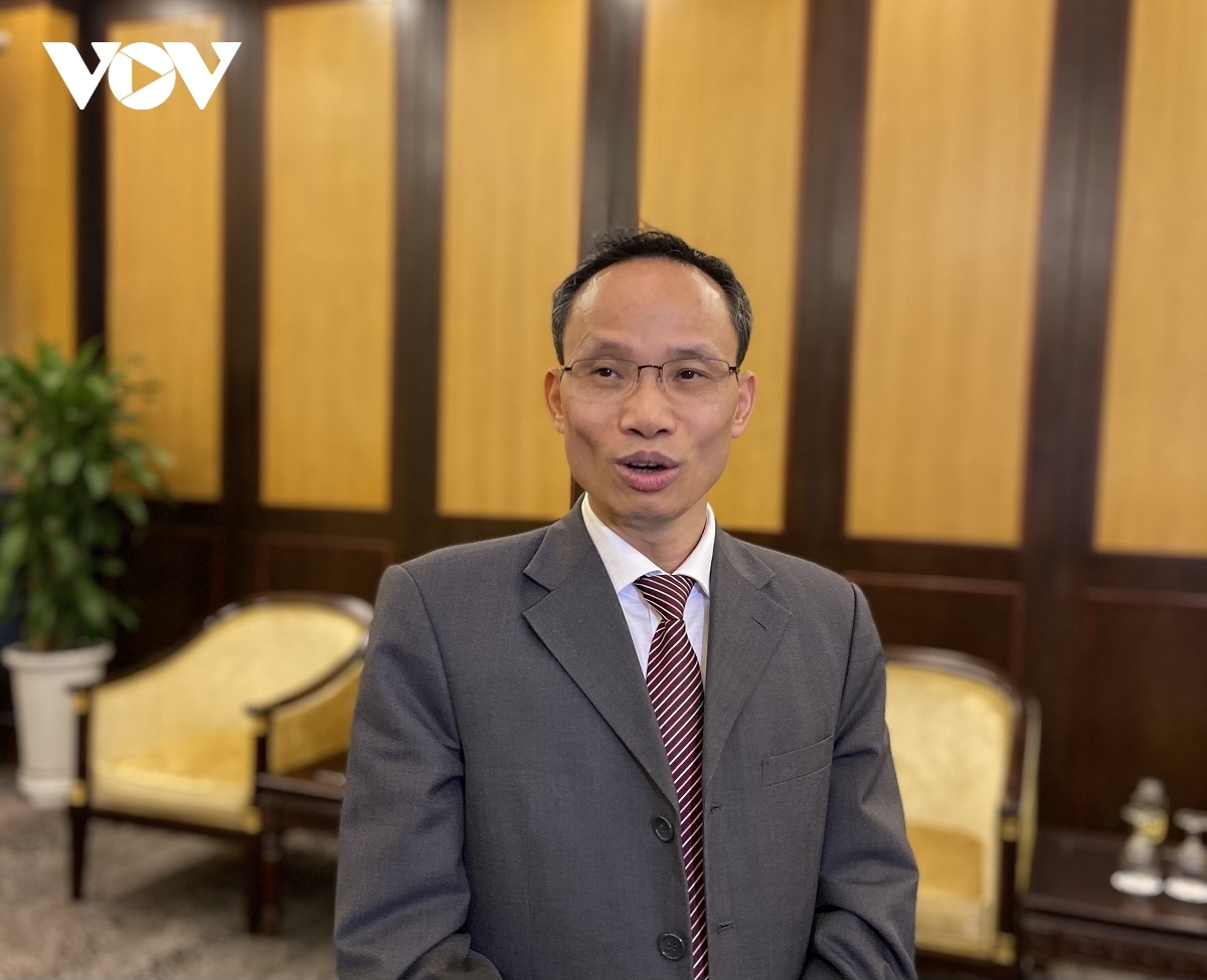 Economist Dr. Can Van Luc